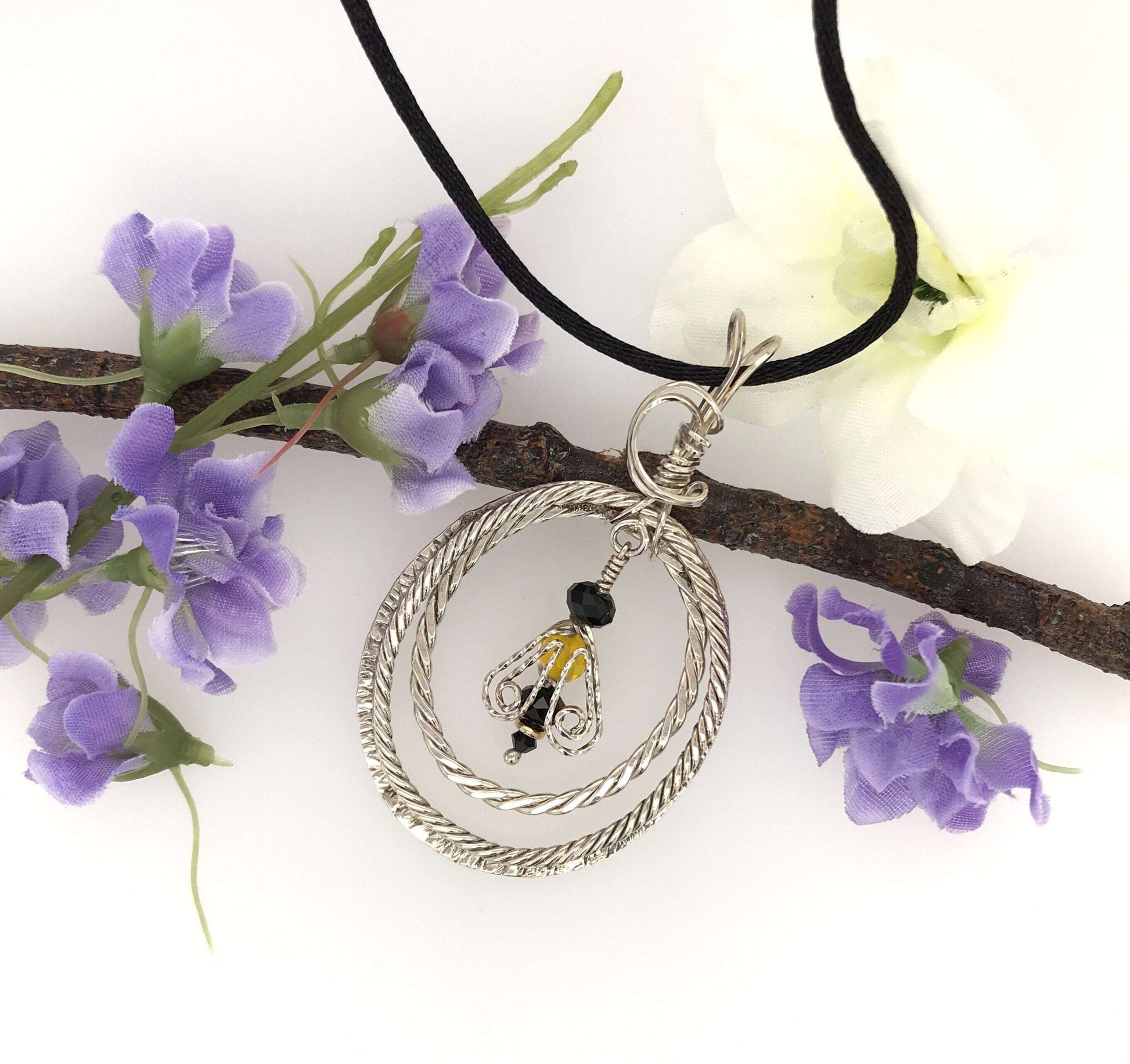 Honeybee Cameo Pendant - Barb Murrin Jewelry